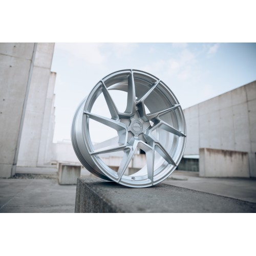 5x112 18x8 ET28 YOTA YP2 Alufelni