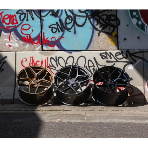 5x112 20x10,5 ET29 YOTA YP5 Alufelni